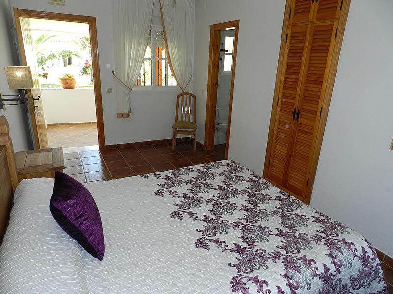 Hostal Las Acacias لوس كانيوس دي ميكا المظهر الخارجي الصورة